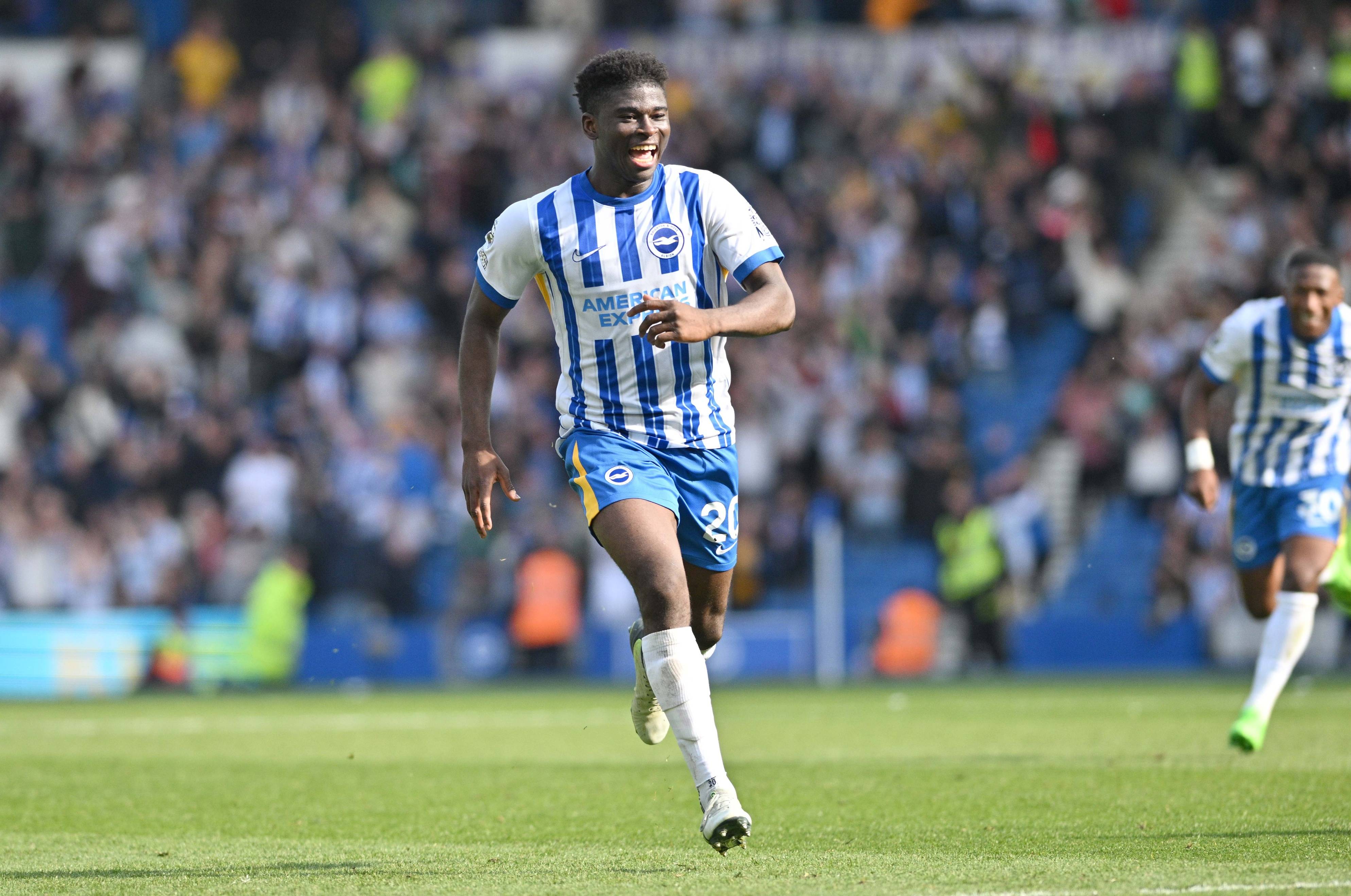 清晨布莱顿复出首秀——葡超节点到来多特蒙德防线松动备战欧冠之后，奥兰多魔术窗口期官宣签约的简单介绍